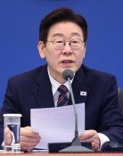 李, 韓국민 노벨상 후보 추천에 “인류사 모범 될 나라”
