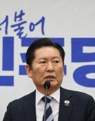 김어준 방송 나간 정청래 “검찰총장? 그냥 공소청장으로 부르면 돼”