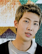 日매체 “RM, 시부야 건물 복도서 흡연…꽁초 버리기도”