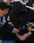 여고생 살해범, 신상공개 미뤄진 사이…이름·사진 다 퍼졌다