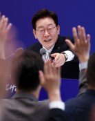 [사설]“들어오는 대로 쓰는 건 바보”… 삼전-닉스도 2년 전 세금 못 냈다