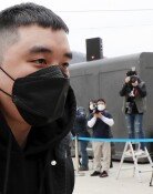 빅뱅 출신 승리, 베트남서 포착…살 오른 모습 속 에스코트 받으며 행사 참석