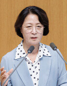 직원 복지예산 깎은 추미애, 전세 12억 관사 논란