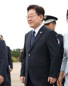 ‘콘크리트 지지’ 4050도 뒤집혔다…李지지율 38% 최저치