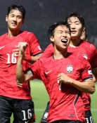 ‘엄지성 해트트릭’ AG 태극전사 카타르에 4-1 완승