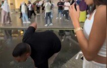 [앉아서 세계 속으로]‘람세스 2세’ 석상만 보다가…잇단 ‘풍덩’ 사고  