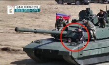 김정은 후계자 시절 서러움, 딸 김주애에게 쏟아냈다