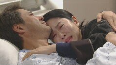 기철(이종원),경순(김지영)껴안고'조강지처 품이 따뜻하다'