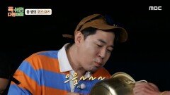 다행히 데친 전복을 더 좋아하는 손님들🥰 후련한 마음으로 먹는 시원하고 새콤달콤한 물회!, MBC 240722 방송