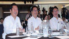김민석·정청래·송영길 한자리…미소 속 신경전