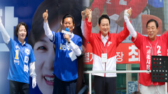 사전투표 첫날…＂대통령에 힘＂ vs ＂정권에 심판＂