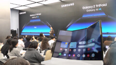 삼성 ＂이번에 두 번＂…접기 경쟁 본격화