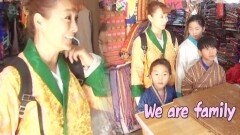 김원희, 조카들과 부탄 전통의상으로 변신 ‘알록달록’