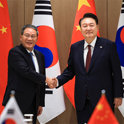 尹锡悦会见李强……扩大韩中自贸协定，加强经济合作
