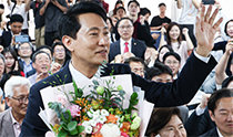 吴世勋确定当选首尔市长……郑愿伍以60259票之差落败