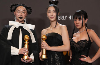 《K-pop猎魔女团》获第83届金球奖双冠王…“献给所有曾遇闭门羹的人”