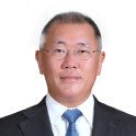 鄭義宣：“機器人與物理人工智能是現代汽車集團進化的核心”