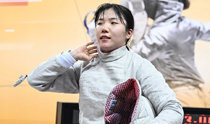 Jeon Ha-young wins gold at Fencing World Cup