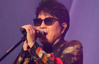 Cho Yong-pil’s concert held to mark 20th album