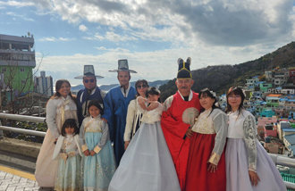 Henequen descendants visit Korea and share pride in the country