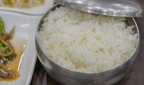 「ご飯１杯２０００ウォン」に迫る　コメ価格、心理的上限を突破