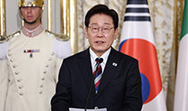 李大統領支持率５７％　地方選前より９ポイント下落