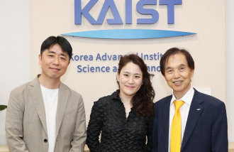 世界的指揮者のチャン・ハンナ氏がＫＡＩＳＴ教授に、ＡＩ×クラシックの「融合指揮棒」