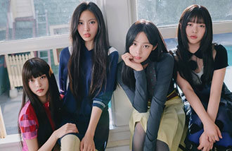 ４人で活動再開か　NewJeans、デビュー４周年動画を公開