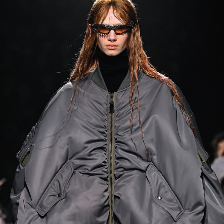 다시 돌아온 항공 점퍼