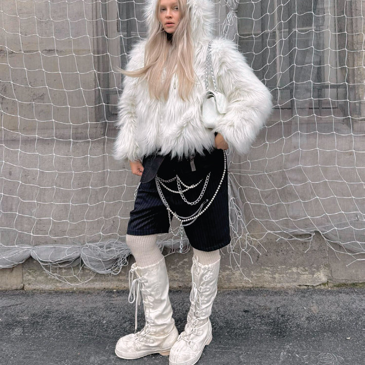 확 달라진 스노 부츠 스타일링 공식 10