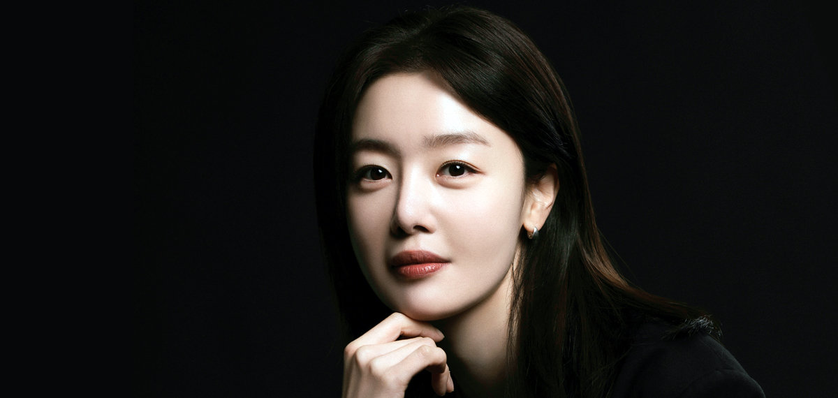 “미란의 화려함 뒤에 숨겨진 공허함에 공감됐어요”