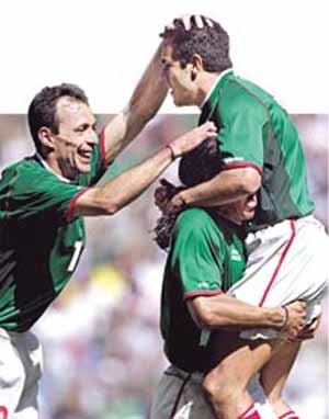 Blanco Led Mexico to 2002 World Cup