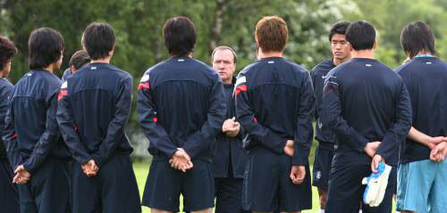 Team Korea Still Searching for Stride