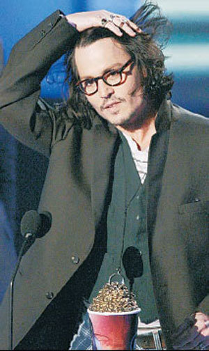 Johnny Depp Wins At MTV Movie Awards