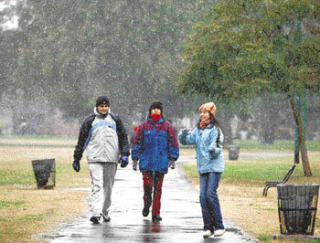First Snow in 90 years in Argentinas Capital