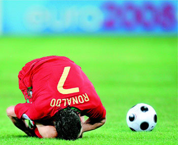 Germany Advances to Euro 2008`s Semifinals