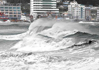 Waves engulf Haeundae Beach