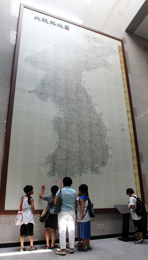 Giant Daedongyeo map