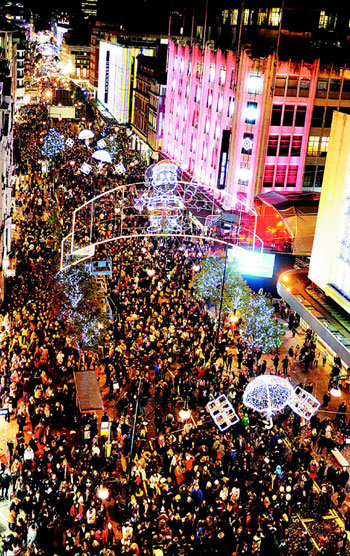 Christmas on London`s Oxford Street