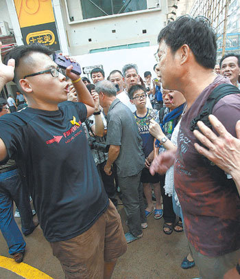 Hong Kong protesters, police face off