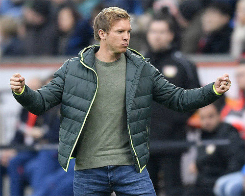 분데스리가 뒤흔드는 29세 명장 ..청바지 즐겨입는 나겔스만 감독
