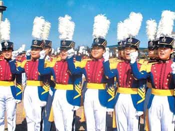 우리는 육사의 첫 여자소위