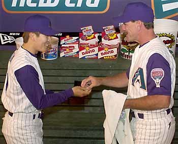 김병현 1이닝 무실점 출발 좋죠