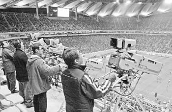 월드컵 중계 파행위기 모면