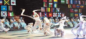 60억 축구축제 그날이 밝았다