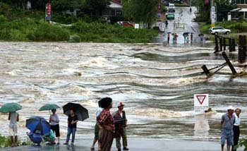 임진강 한때 범람