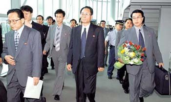 북측 대표단 입국