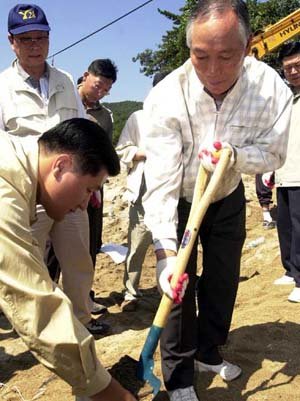 수해현장 찾은 김서리