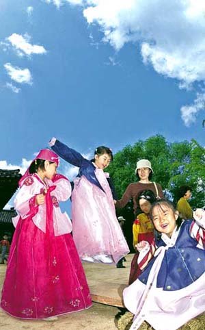 맑은 하늘 신나는 동심