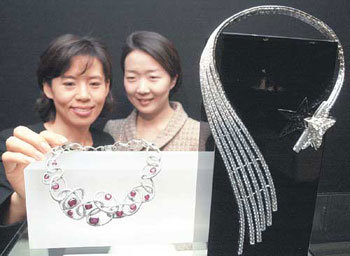 다이아 1000개 박힌 목걸이